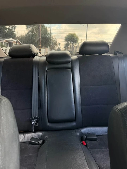 2001 Lexus IS 1st Gen - Image 8 of 13