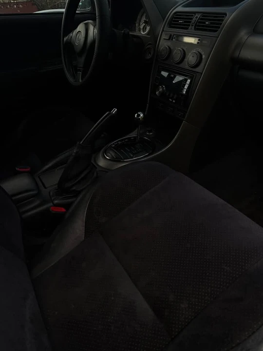 2001 Lexus IS 1st Gen - Image 7 of 13