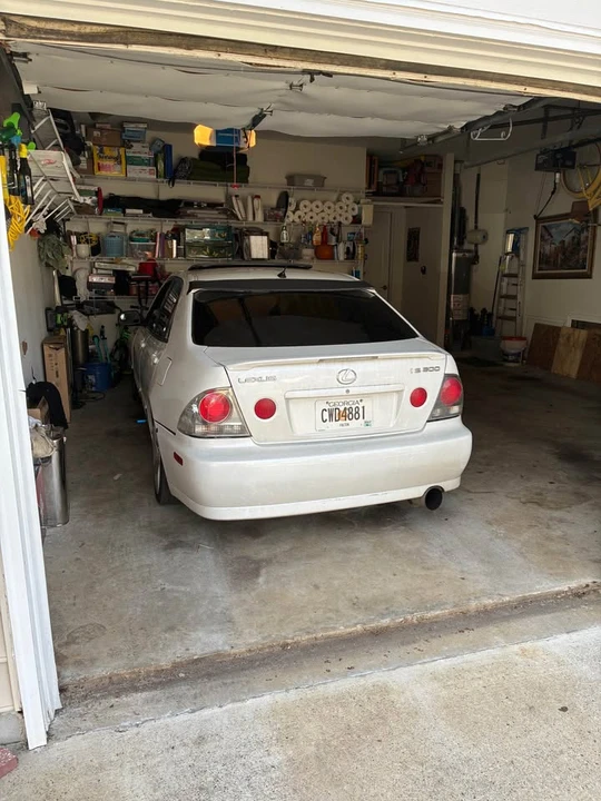 2001 Lexus IS 1st Gen - Image 3 of 11
