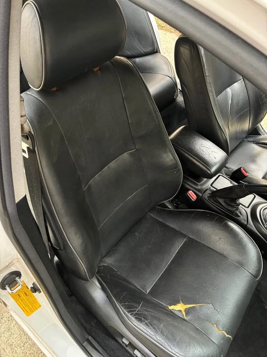 2001 Lexus IS 1st Gen - Image 8 of 11