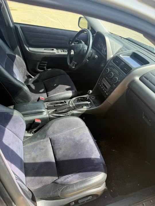 2001 Lexus IS 1st Gen - Image 6 of 8