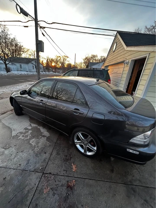 2001 Lexus IS 1st Gen - Image 7 of 11