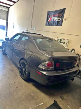 2001 Lexus IS 300 Sedan