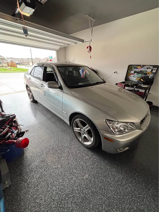 2001 Lexus IS 1st Gen - Image 2 of 6