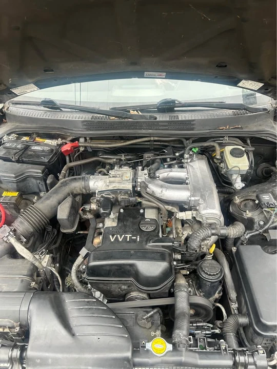 2001 Lexus IS 1st Gen - Image 2 of 4