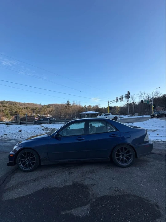 2001 Lexus IS 1st Gen - Image 6 of 9