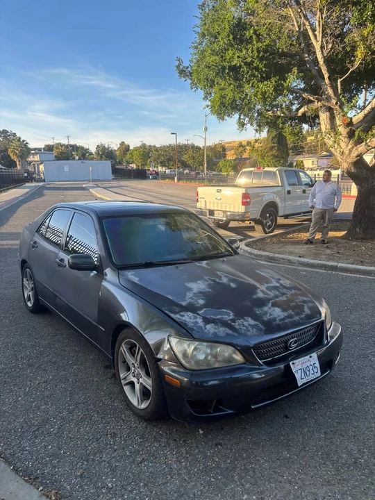 2001 Lexus IS 1st Gen - Image 3 of 5