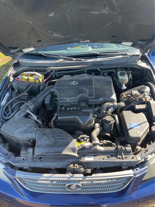 2001 Lexus IS 1st Gen - Image 6 of 13