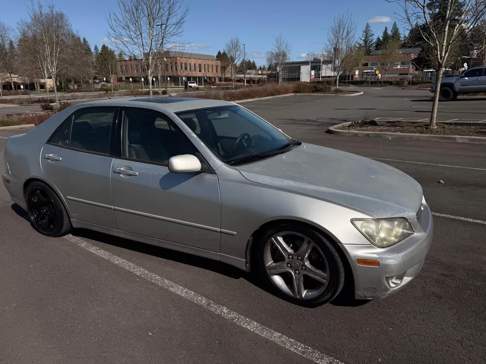 2001 Lexus IS 1st Gen - Image 3 of 14