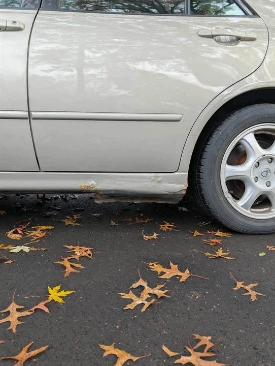 2001 Lexus IS 1st Gen - Image 5 of 12