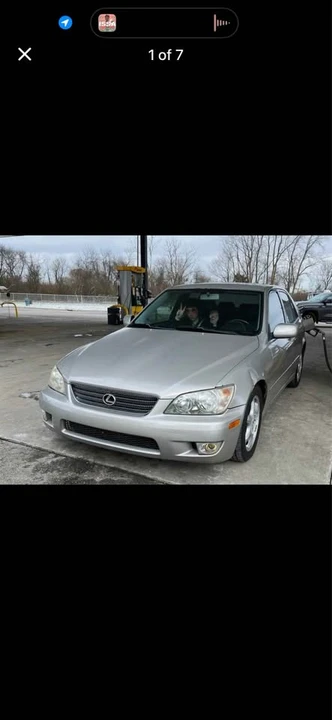 2001 Lexus IS 1st Gen - Image 10 of 12