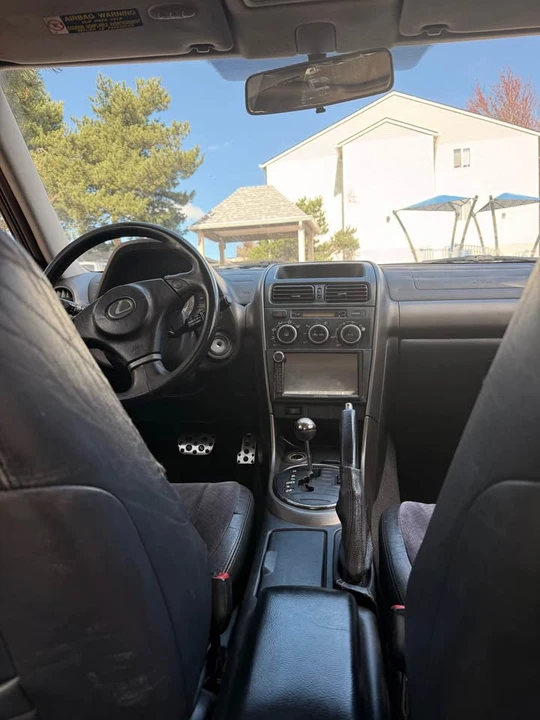 2001 Lexus IS 1st Gen - Image 8 of 14