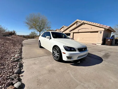 2001 Lexus IS 300 Sedan