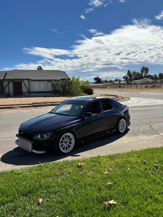 2001 Lexus IS 1st Gen - Image 3 of 7