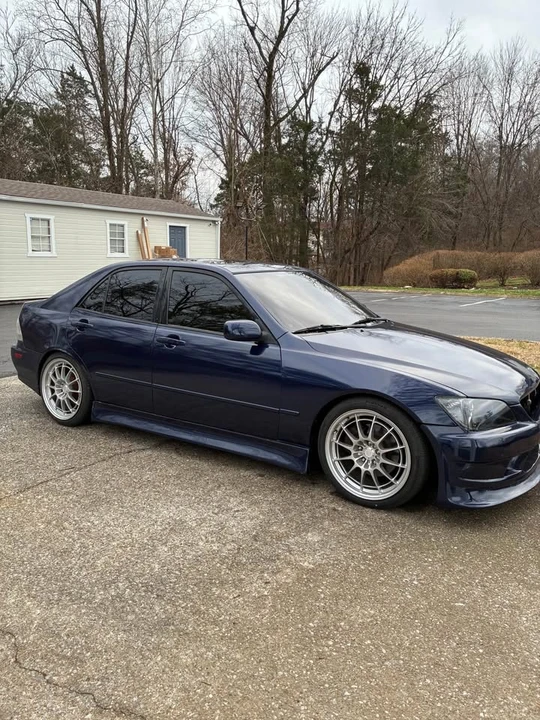 2001 Lexus IS 1st Gen - Image 3 of 9