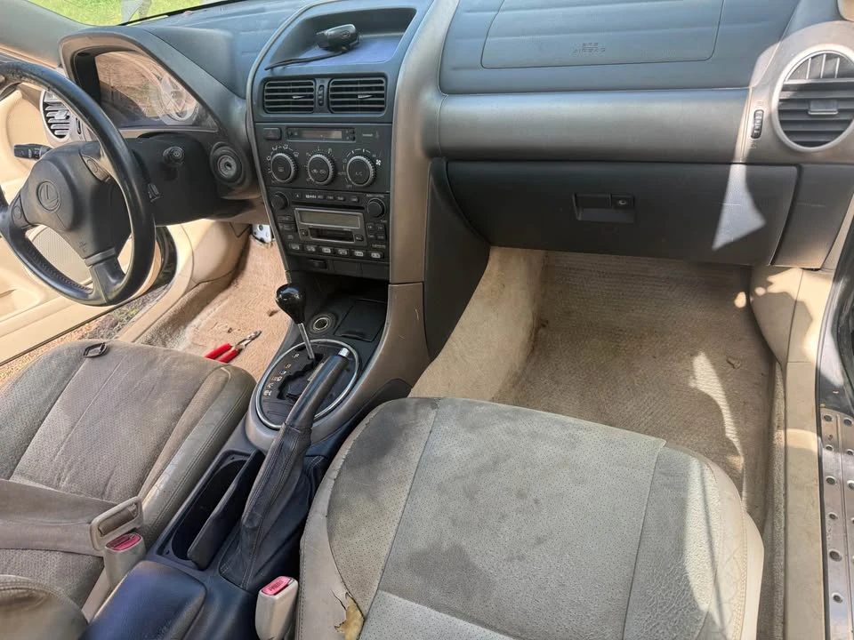 2001 Lexus IS 1st Gen - Image 5 of 7