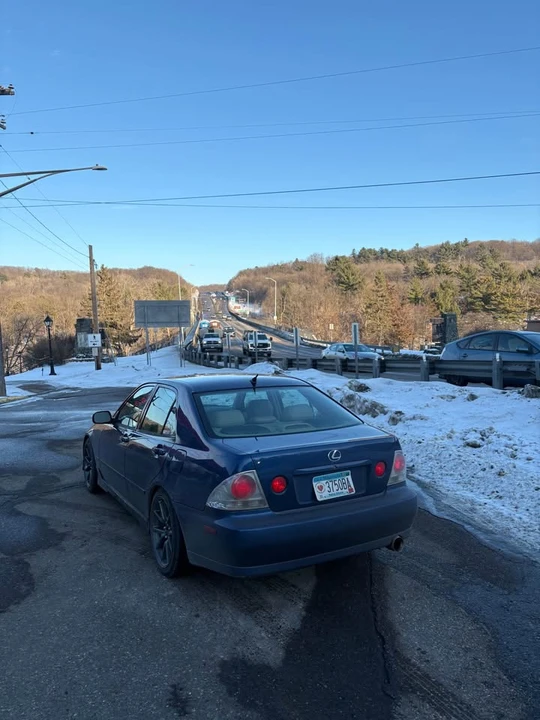 2001 Lexus IS 1st Gen - Image 8 of 9