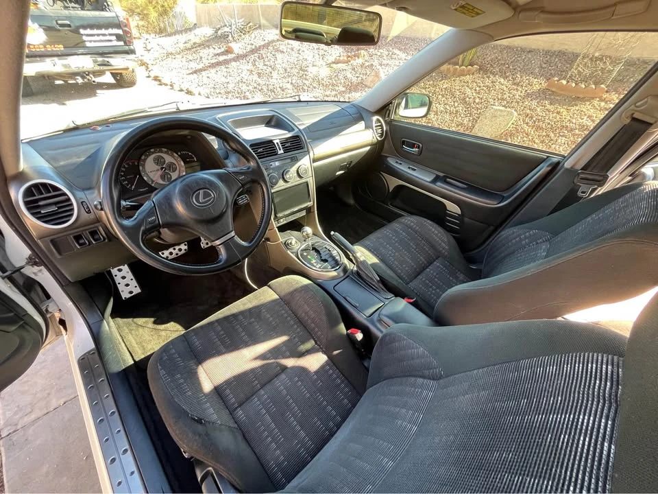 2001 Lexus IS 1st Gen - Image 6 of 10