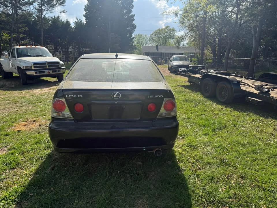 2001 Lexus IS 1st Gen - Image 3 of 7