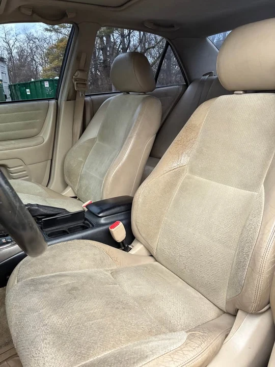 2001 Lexus IS 1st Gen - Image 7 of 9