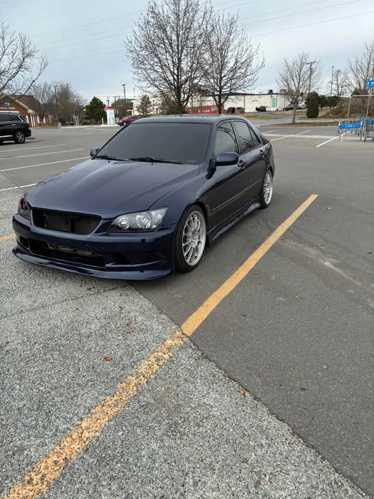 2001 Lexus IS 1st Gen - Image 9 of 9
