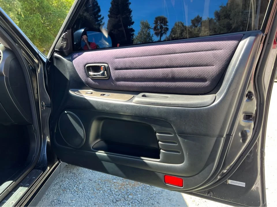 2001 Lexus IS 1st Gen - Image 13 of 17