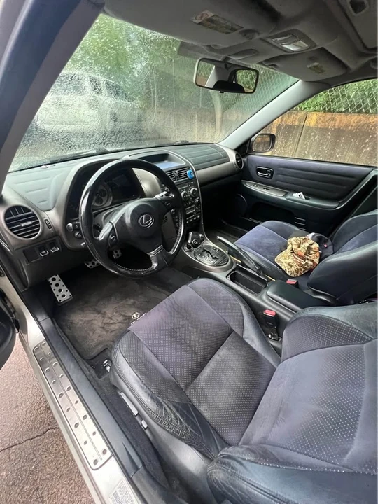 2001 Lexus IS 1st Gen - Image 6 of 6