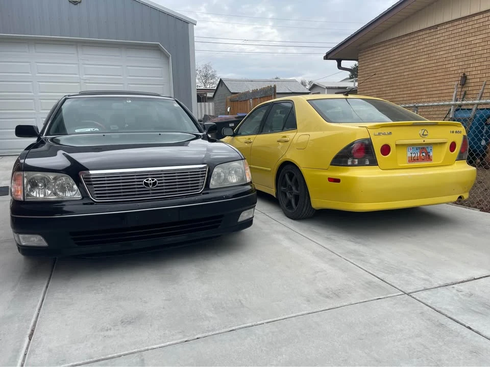 2001 Lexus IS 1st Gen - Image 9 of 10