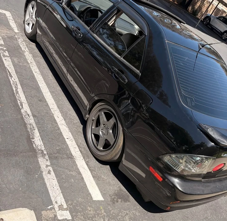 2001 Lexus IS 1st Gen - Image 5 of 8