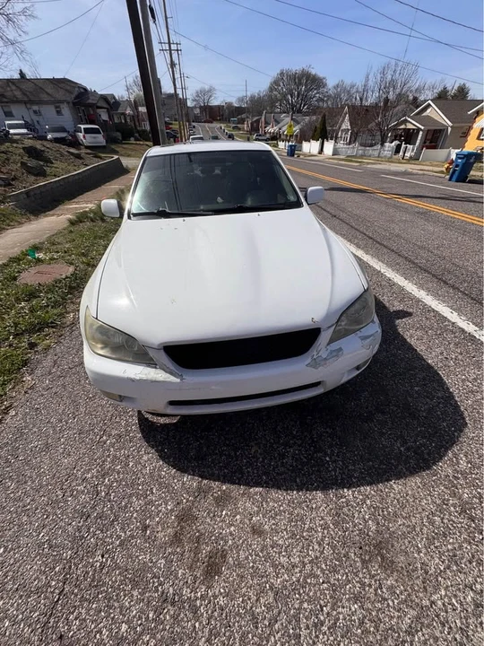 2001 Lexus IS 1st Gen - Image 4 of 6