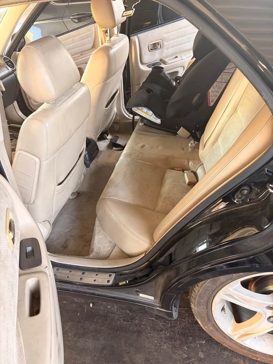 2001 Lexus IS 1st Gen - Image 7 of 8