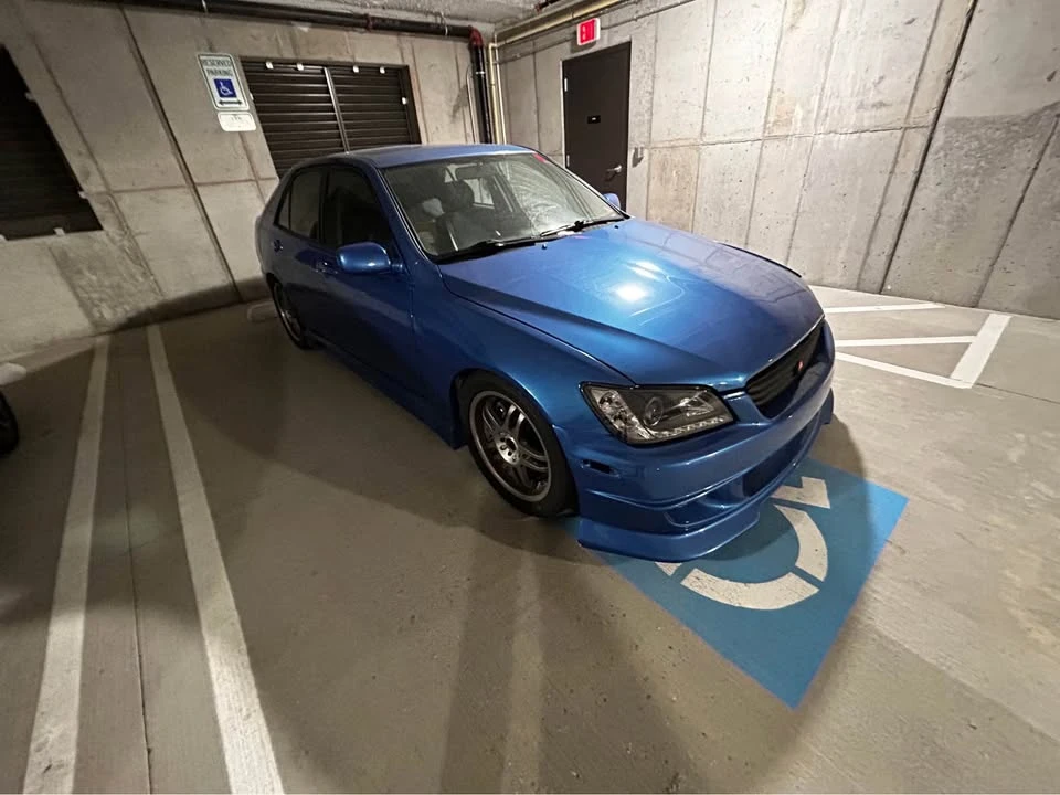 2001 Lexus IS 1st Gen - Image 9 of 10