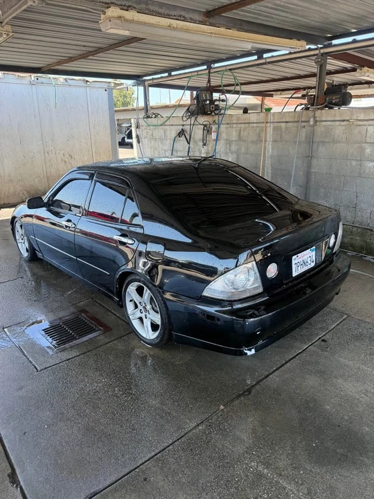 2001 Lexus IS 1st Gen - Image 3 of 8