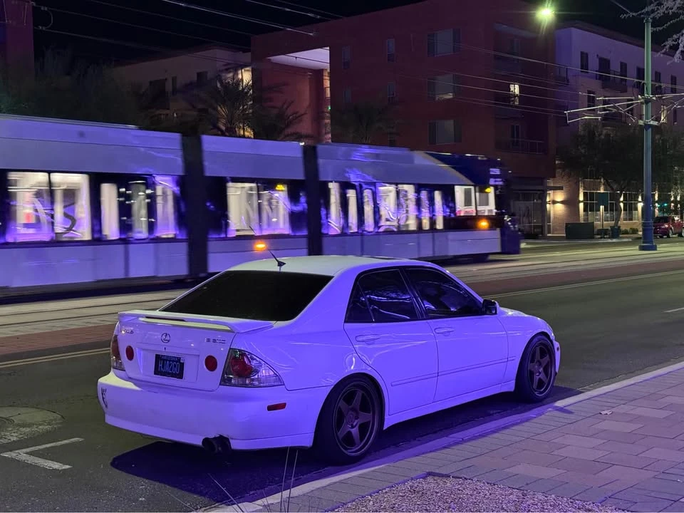 2001 Lexus IS 1st Gen - Image 3 of 9