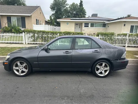 2001 Lexus IS 300 Sedan