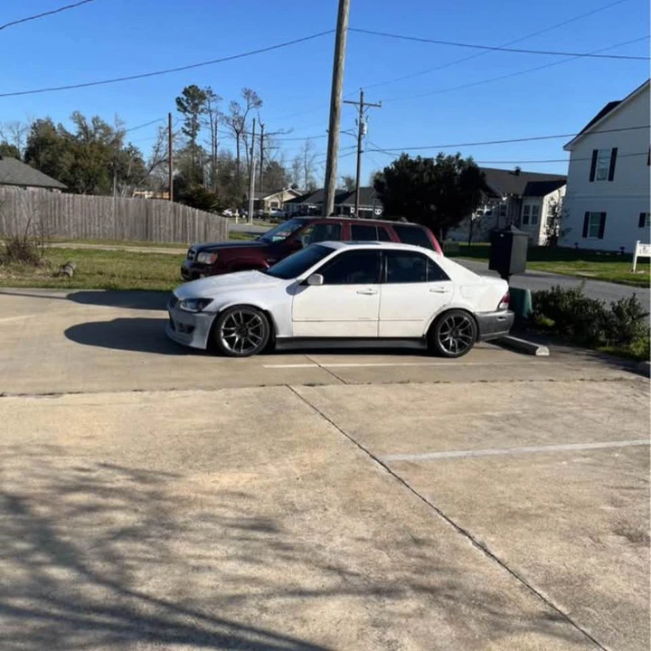2001 Lexus IS 1st Gen - Image 3 of 5