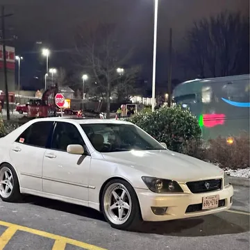 2001 Lexus IS Base