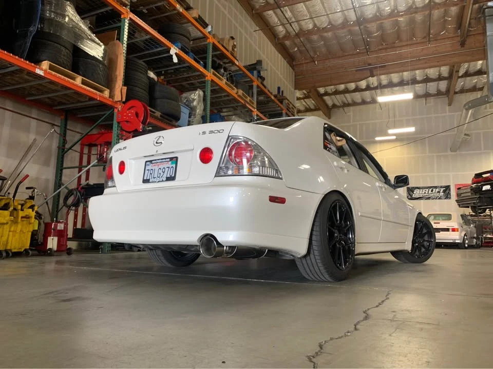 2001 Lexus IS 1st Gen - Image 4 of 19