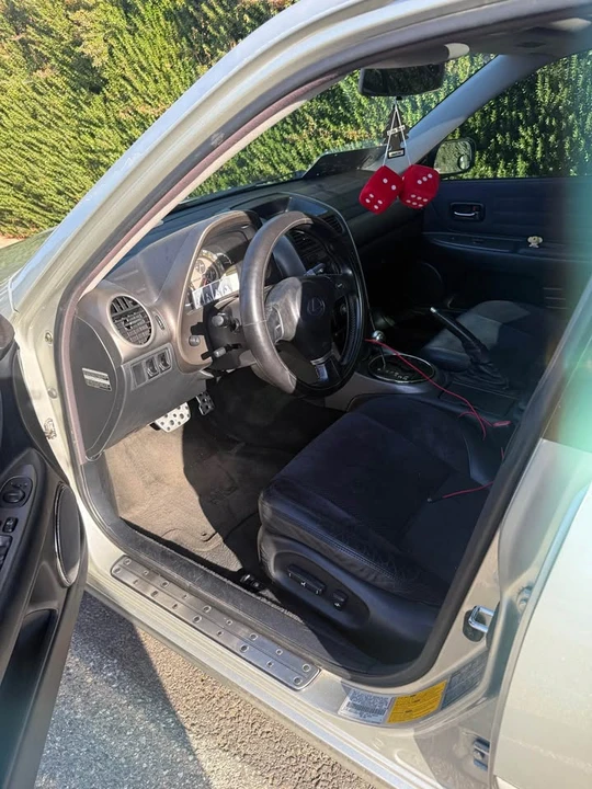 2001 Lexus IS 1st Gen - Image 7 of 7