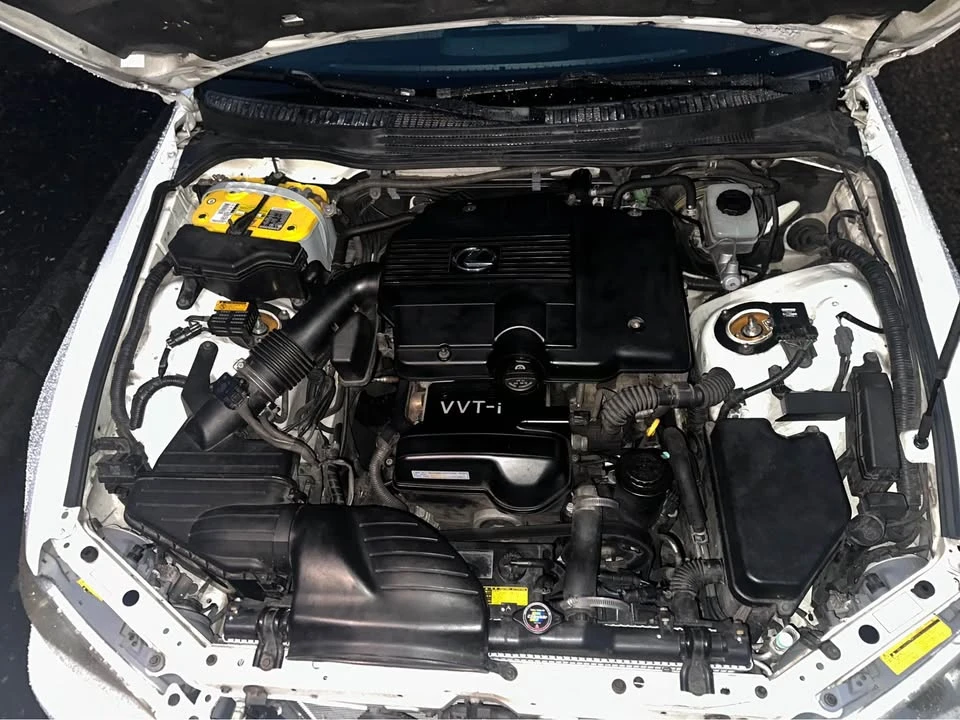 2001 Lexus IS 1st Gen - Image 11 of 19
