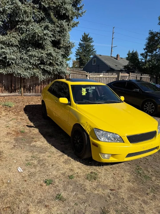 2001 Lexus IS 1st Gen - Image 4 of 9