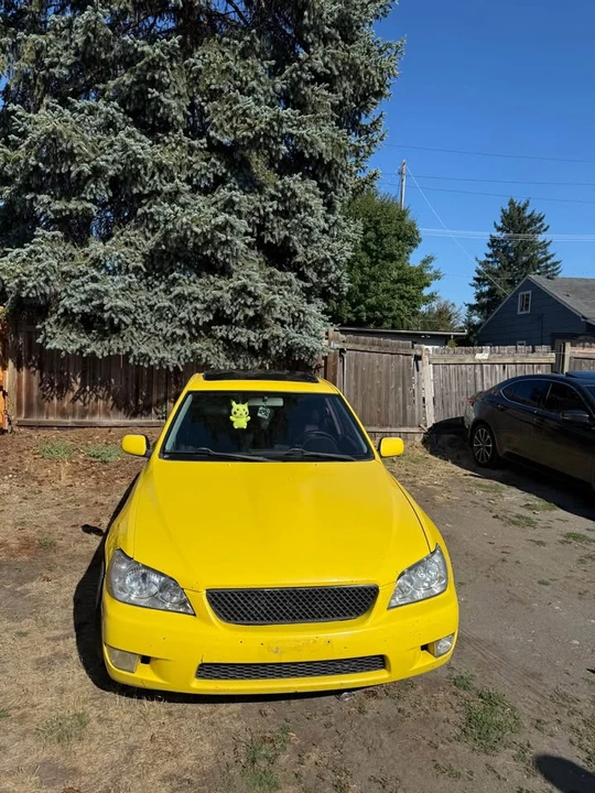 2001 Lexus IS 1st Gen - Image 3 of 9