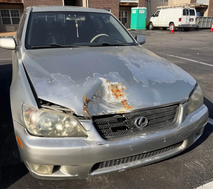 2001 Lexus IS - Image 5 of 5