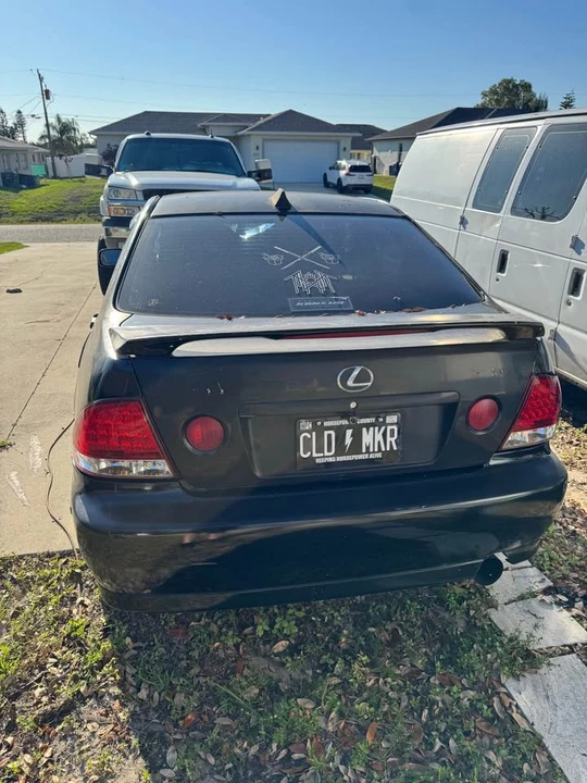 2001 Lexus IS 1st Gen - Image 3 of 9
