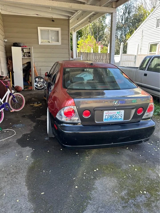 2001 Lexus IS 1st Gen - Image 6 of 7