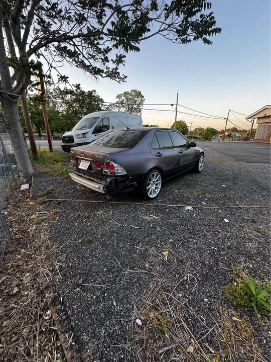 2001 Lexus IS 1st Gen - Image 4 of 5