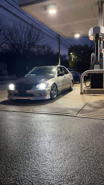 2001 Lexus IS 1st Gen - Image 5 of 6
