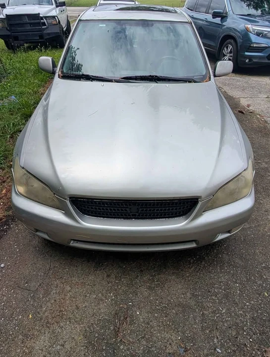 2001 Lexus IS 1st Gen - Image 6 of 15