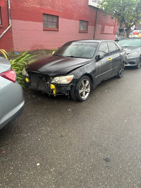 2001 Lexus IS 1st Gen - Image 2 of 8