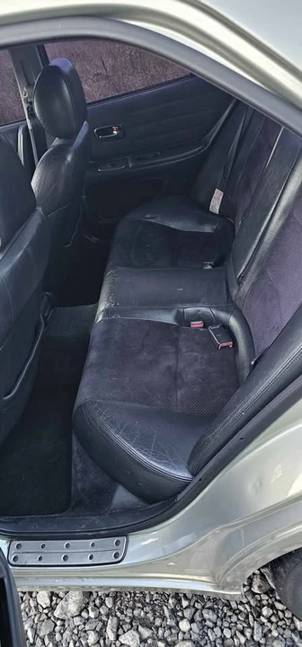 2001 Lexus IS 1st Gen - Image 6 of 8